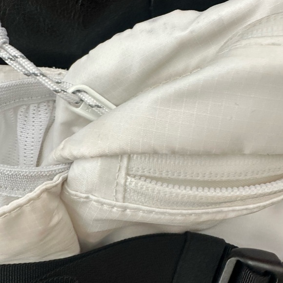 Supreme NYC Waist Bag - Picture 6 of 16